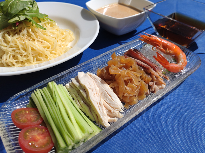 涼麺