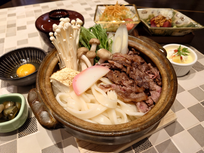 国産牛 うどんすき鍋膳
